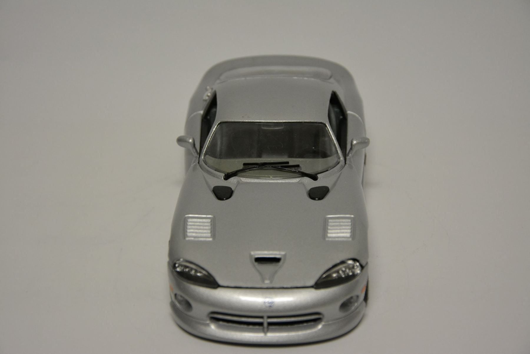Bburago Modellini d'auto: Dodge Viper GTS , Bburago , 1:24 – Usato da Goldach venduto da Feivel9 2