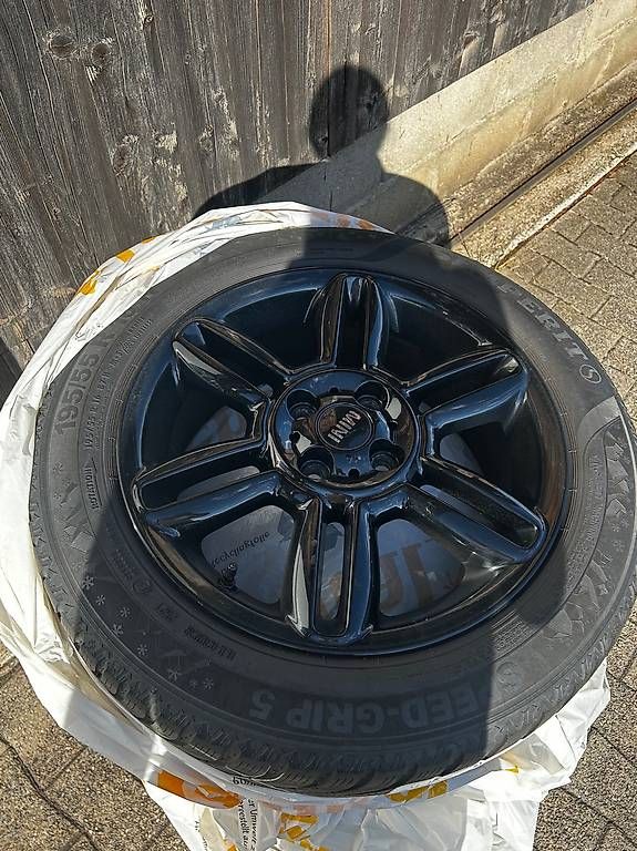 Pneus & Kompletträder: Felgen Mini Cooper S schwarz – Gebraucht aus Tagelswangen von A_lina 3