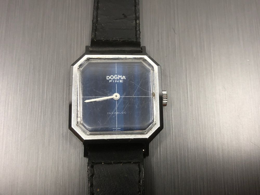 Montres: Dogma Fine , Damenuhr, Handaufzug  Die Uhr läuft gut – D'occasion à Arisdorf par Liquidus