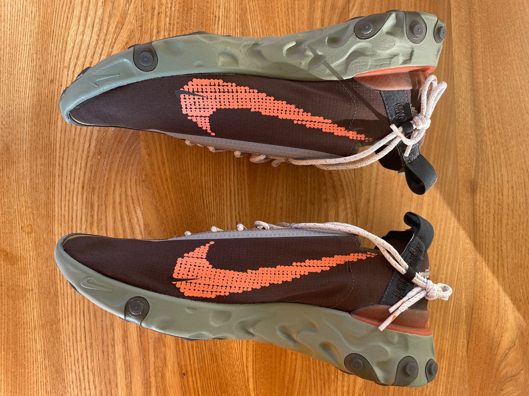 Nike Scarpe da uomo: Nike React Vision Herren Sneaker Gr. 44,5 Top! – Nuovo (secondo la descrizione) da Zürich venduto da Dmbz 2