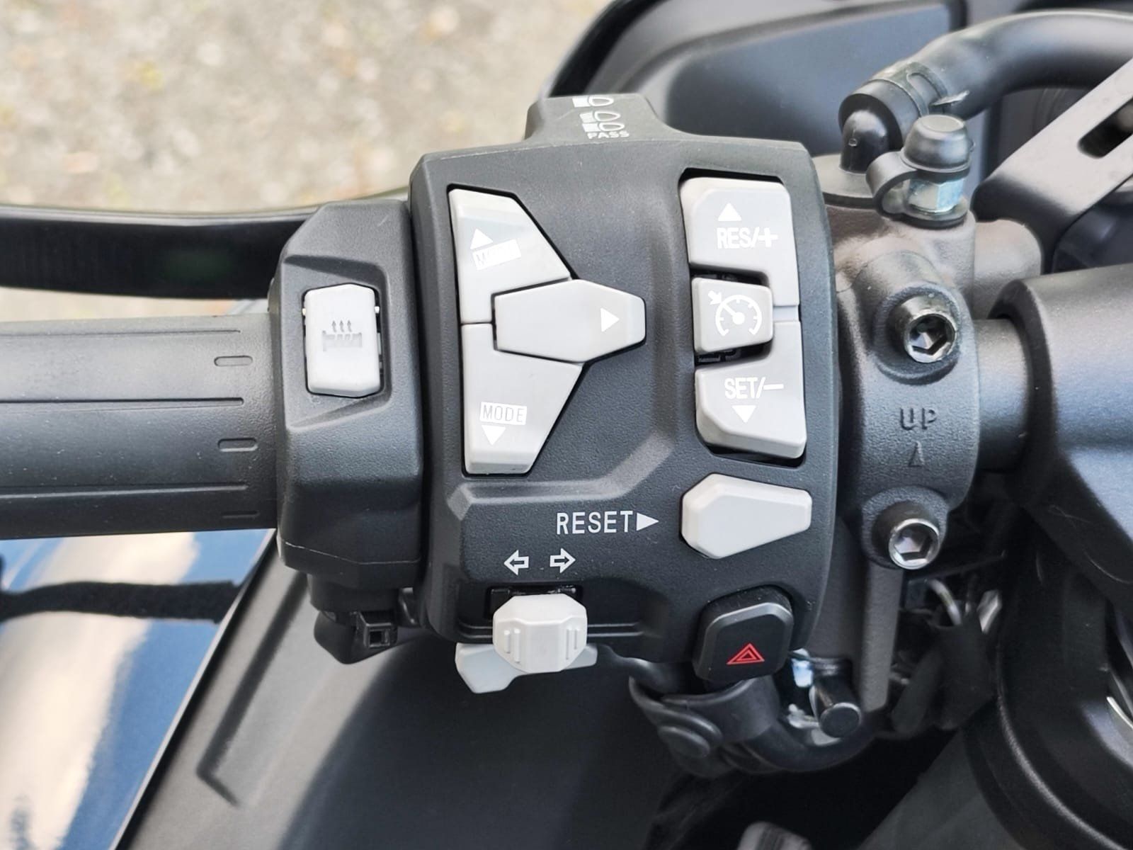 Kawasaki Touring: Kawasaki Ninja H2 SX SE – Usato da Neuendorf venduto da Dertovo 6