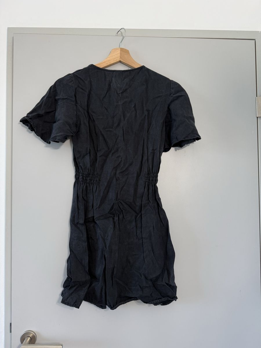 Vestiti: Robe Zara – Nuovo (secondo la descrizione) da Le Grand-Saconnex venduto da ama_pc9p 1