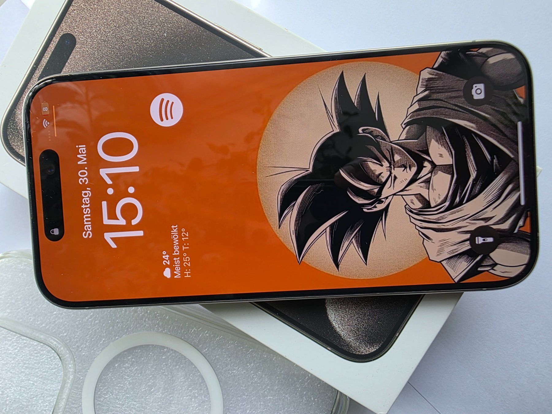 Apple Telefoni cellulari / Smartphones: iPhone 15Pro Grau 128GB mit hülle – Usato da Einsiedeln venduto da Acodi3004 3