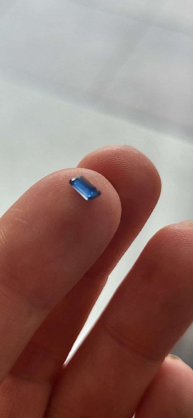 Pietre preziose: Traumhafter Saphir mit Zertifikat – Nuovo (secondo la descrizione) da Unterägeri venduto da Altgoldschmuck 3