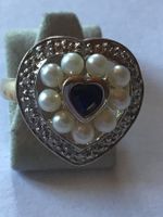 Massiver Herz Ring mit Perlen