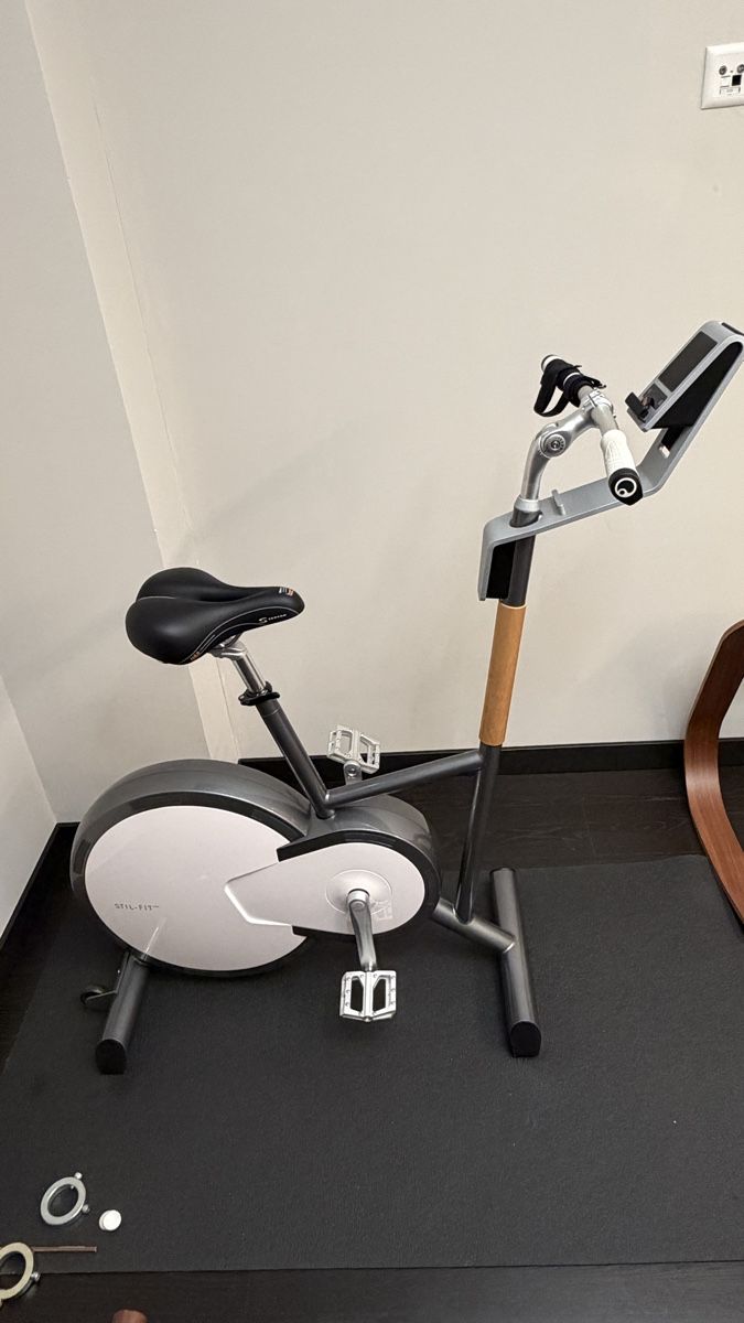 Hometrainer: Cyclette – Gebraucht aus Rüschlikon von ant_5v7g