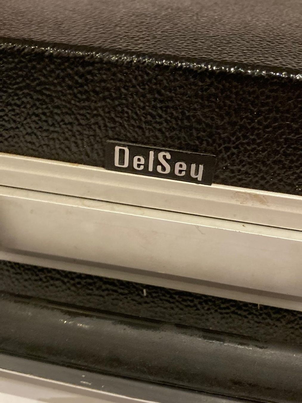 Delsey Valigie & Borse: Aktenkoffer – Usato da Rüfenacht BE venduto da zur_2s9l 3