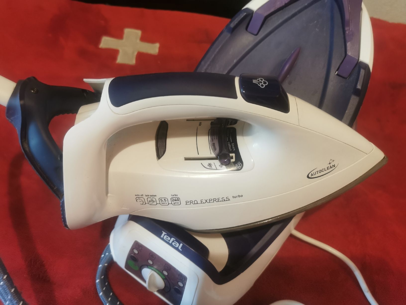 Tefal Ferri da stiro: Tefal Pro Bügeleisen Express mit Station – Usato da Mellingen venduto da fra_g7y8 3