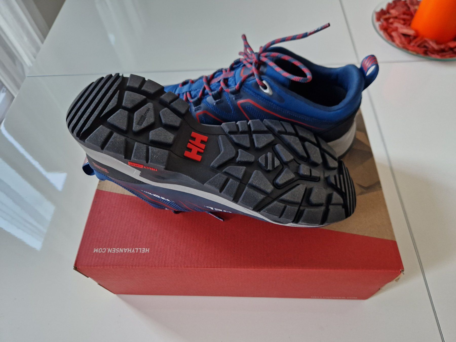 Helly Hansen Scarpe da uomo: Helly Hansen Wanderschuhe - Wasserfest - Herren - 42.5 - Neu – Nuovo e nell'imballaggio originale da Wallisellen venduto da LaszloCH 4