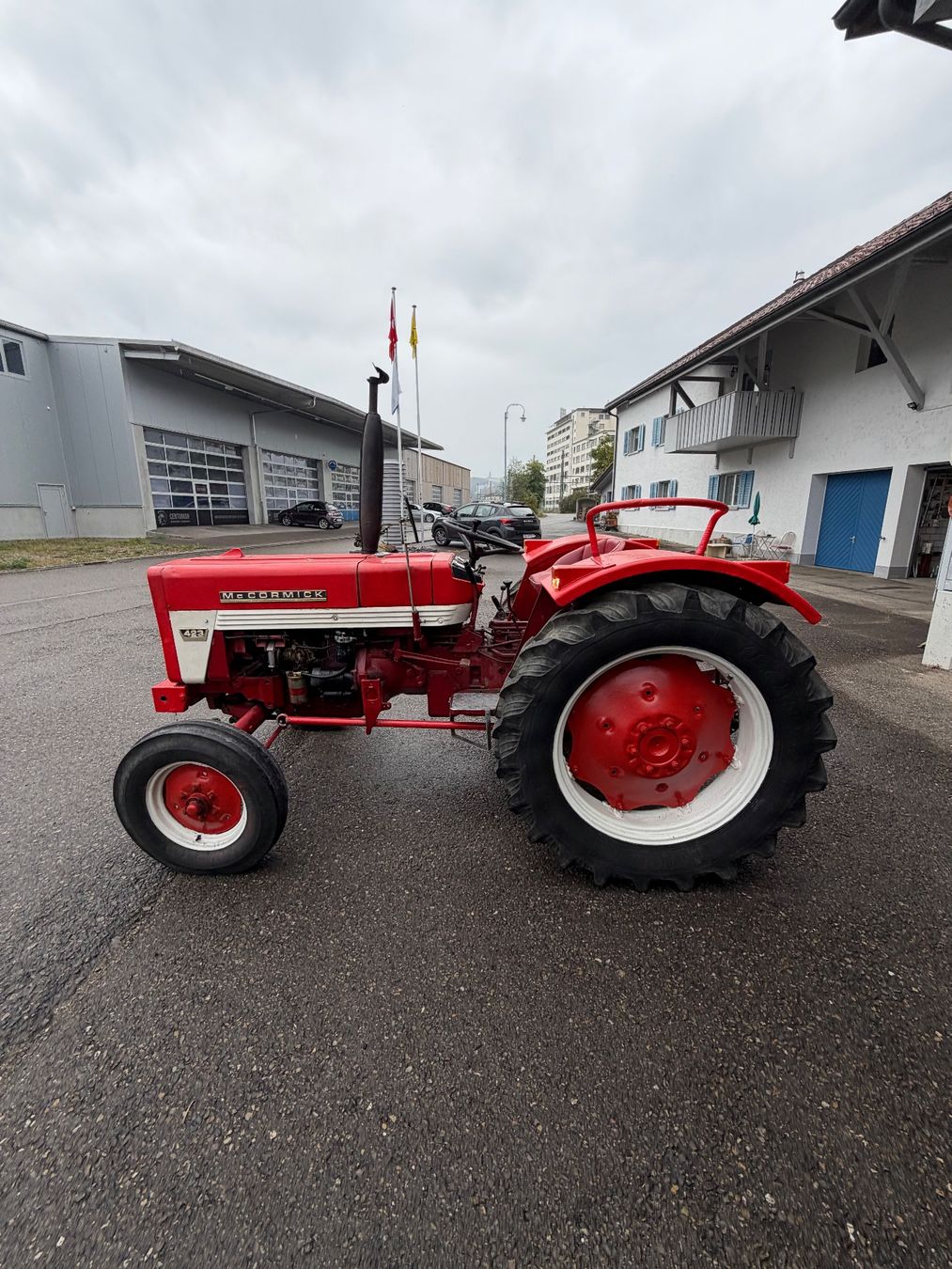IHC Traktoren: Traktor Mc Cormick 423 – Gebraucht aus St. Gallen von babinos01 3