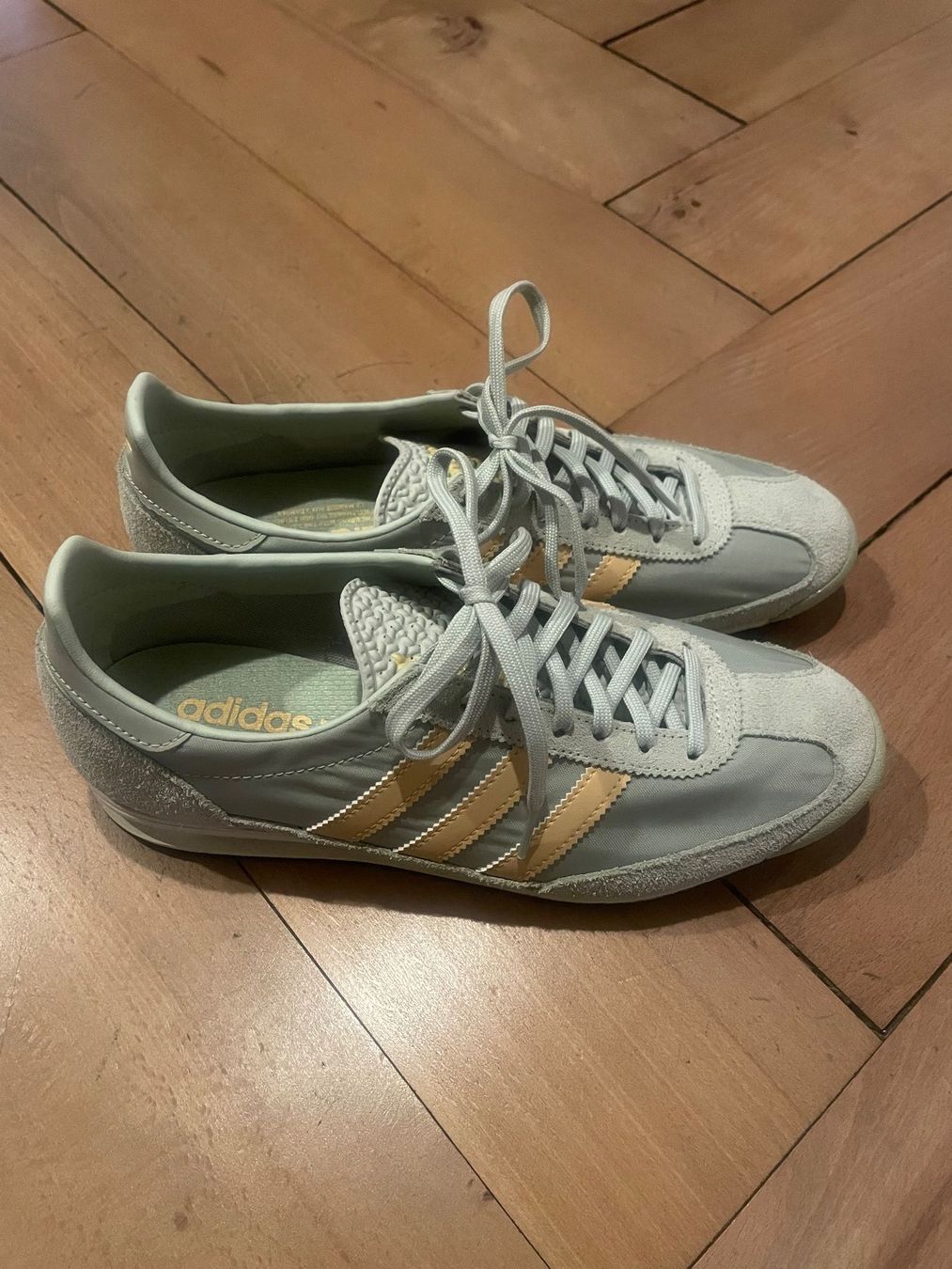 Adidas Damenschuhe: Adidas SL72, Gr. 40 ⅔ – Gebraucht aus Zürich von 28881084 1