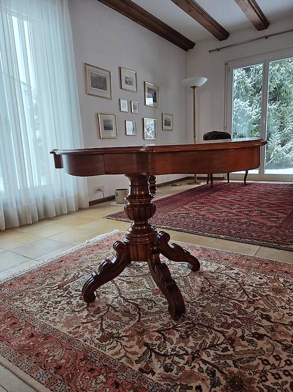 Tavoli: Antiker Holztisch Nussbaum – Usato da Wallisellen venduto da nic_d8fs 3