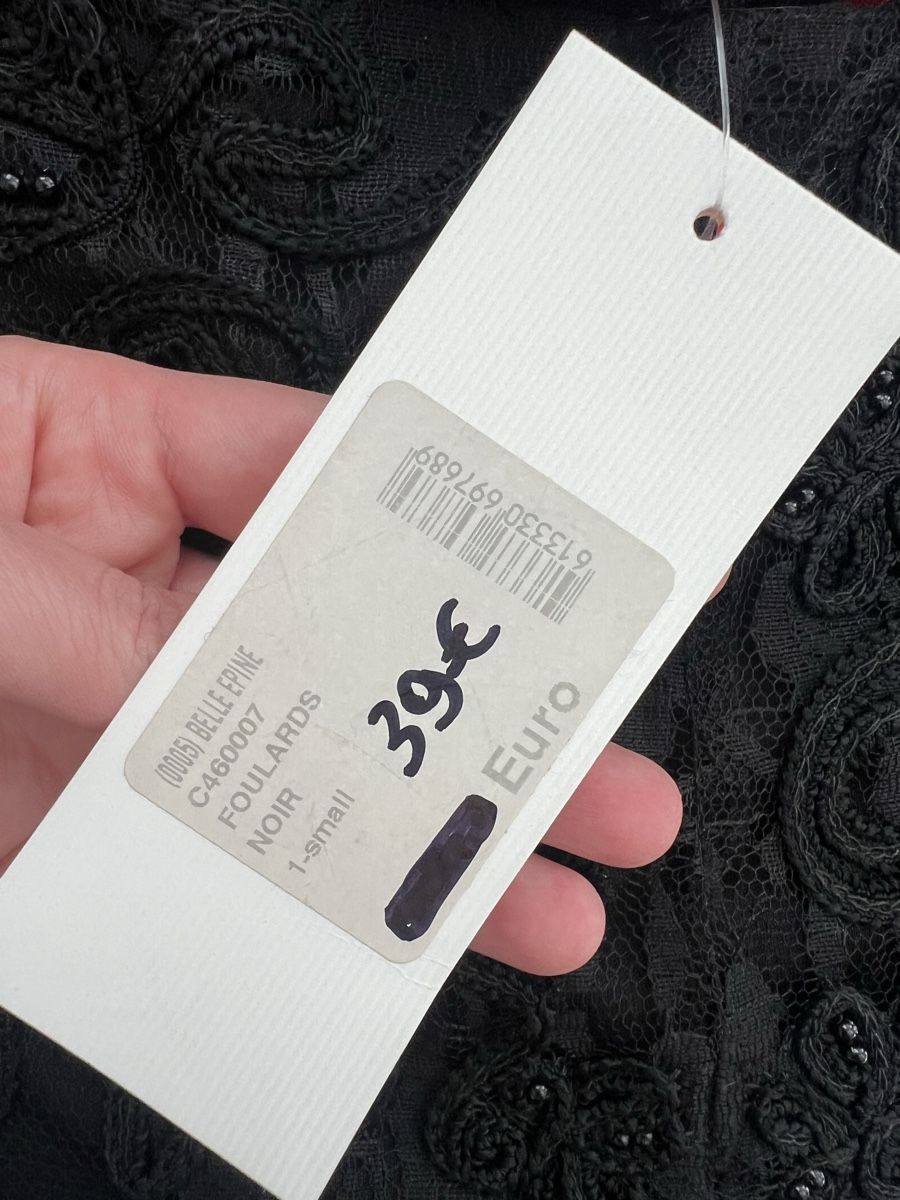 Pantaloni: Short dentelle noire brodé Derhy – Nuovo e nell'imballaggio originale da Ropraz venduto da Angy.ruiz 1