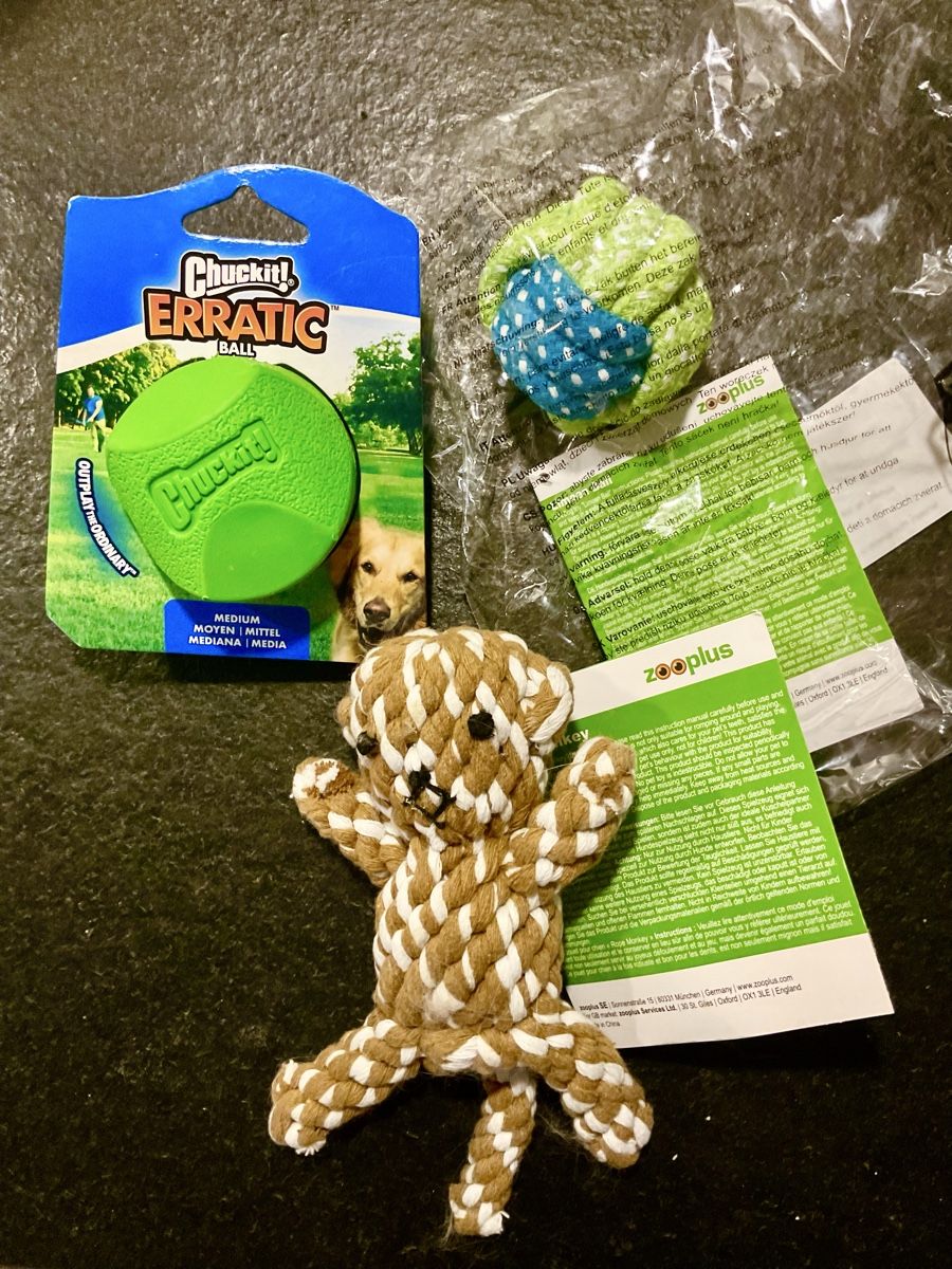 Jouets: Hundespielzeug – Neuf avec emballage d'origine à Fribourg par SL1966