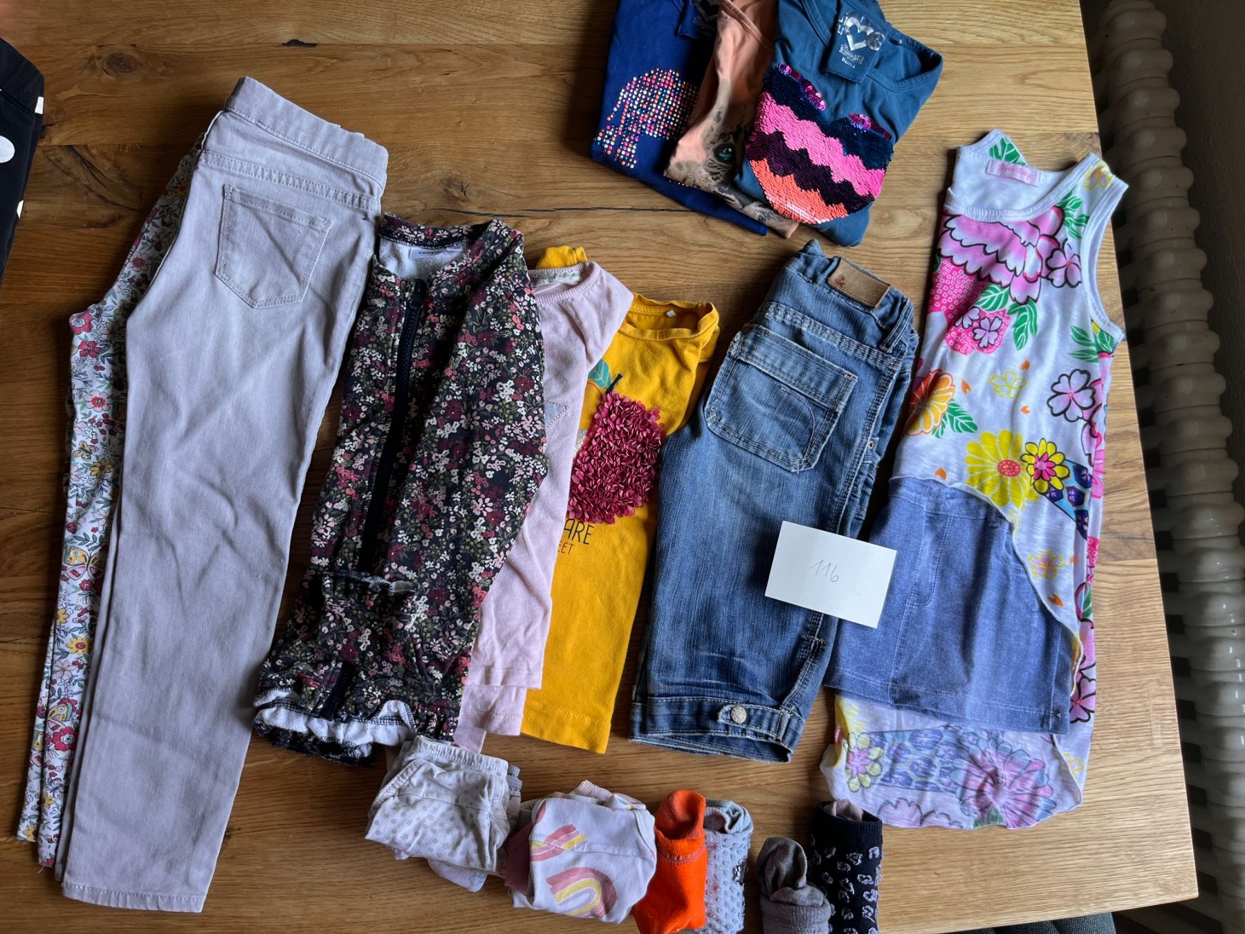Kleiderpakete & -sets: Kleiderpaket Gr. 116 – Gebraucht aus Bonstetten von wieselflora