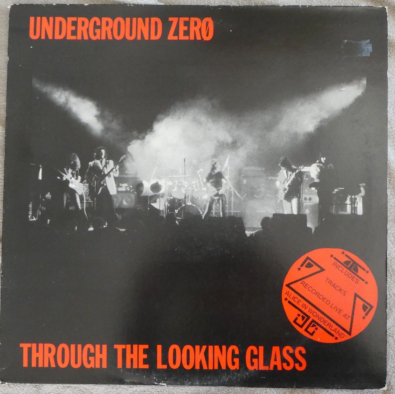 Dischi in vinile: Underground zero - Through the looking glass – Usato da Jegenstorf venduto da Ak50