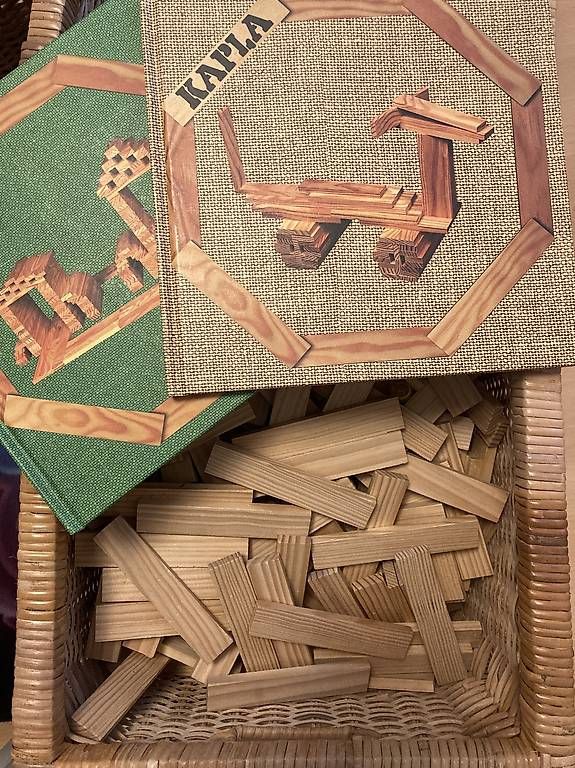 Kapla Kit di costruzioni: kapla + 2 livres – Usato da Le Mont-Pèlerin venduto da pascale.ergo