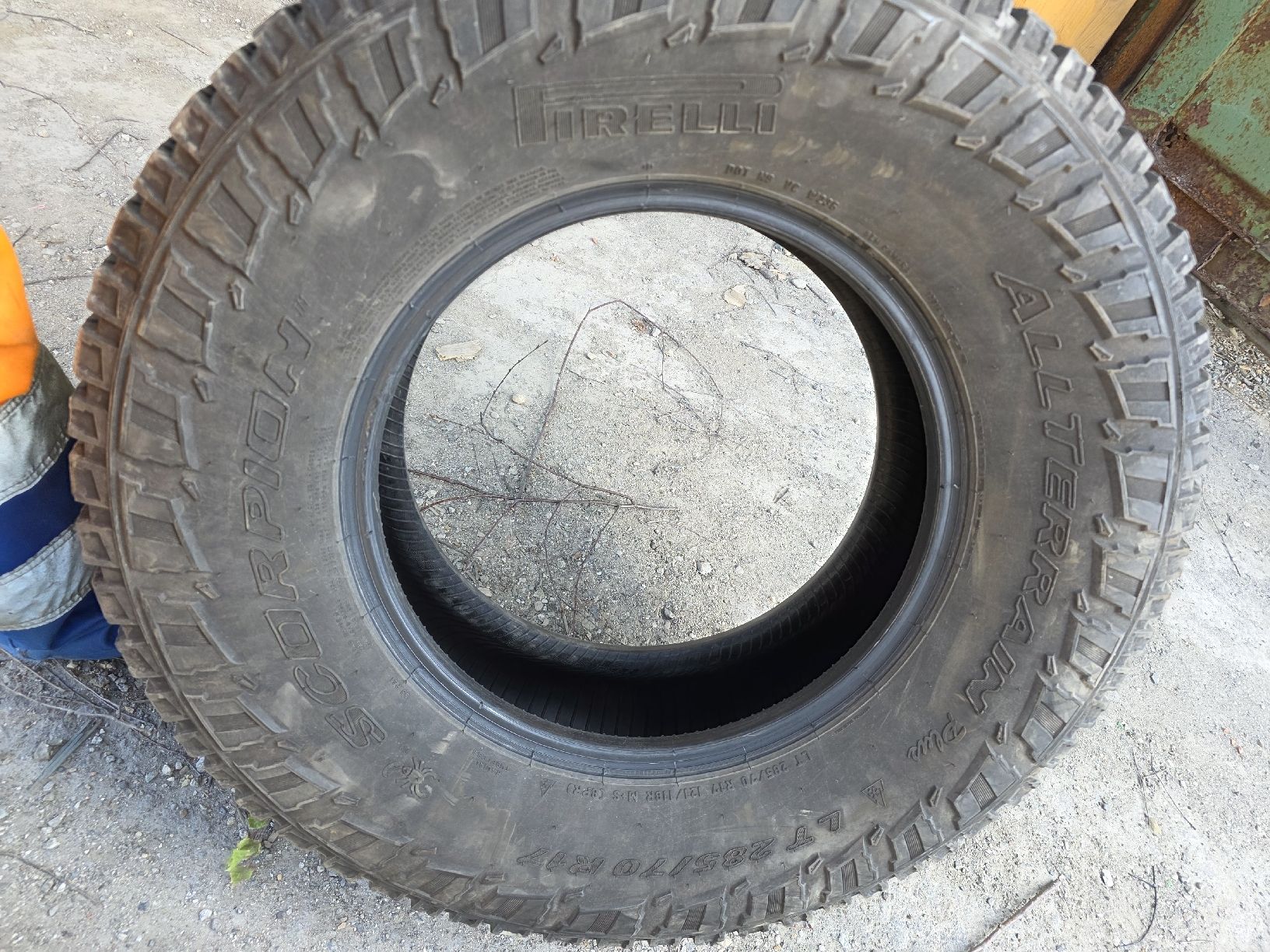Altro in Scrittura & Disegno: Pirelli scorpion a/t plus 285 70 r17 – Usato da Osogna venduto da Met97 2
