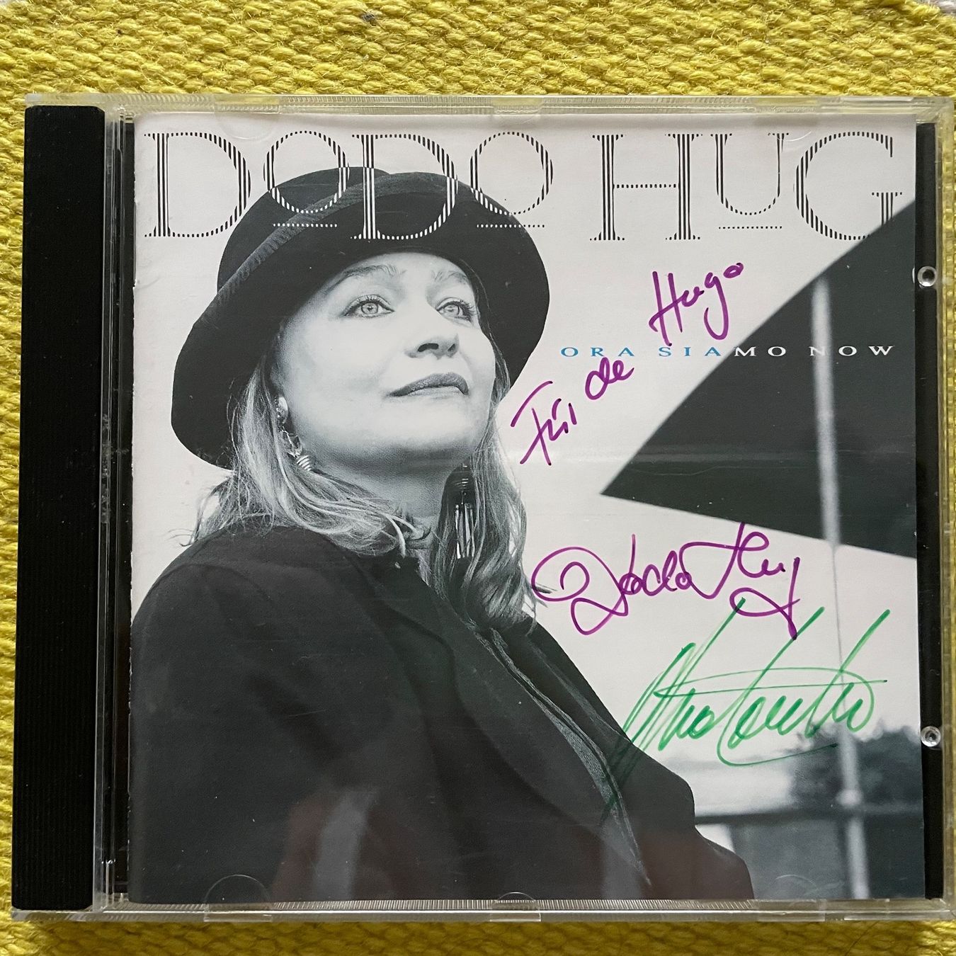 CDs: DODO HUG-MIT UNTERSCHRIFT ORA SIAMO NOW – Gebraucht aus Rorschacherberg von CD-Roli