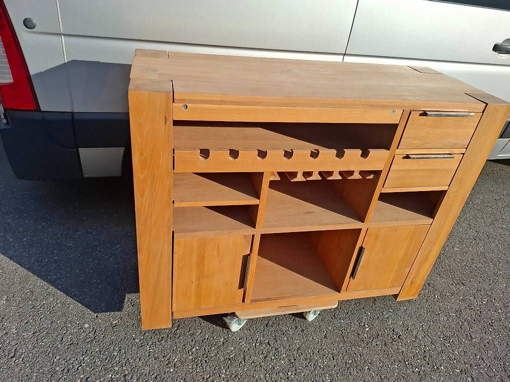 Ladenausstattungen & Messebau: massive Eichenholz-Hausbar Barschrank Weinbar – Gebraucht aus Mühlehorn von Flohmarkt-Walensee 3