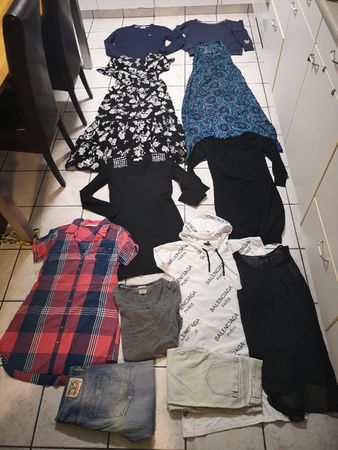 (c15) 12 x Marken Kleiderpaket gr. M, Guess,Michael Kors…