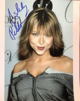 Ashley Peldon Autogramm signiert Foto 20x25cm
