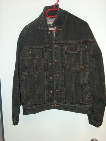 Neuw. Jeans-Jacke schwarz - gefüttert - Gr. M