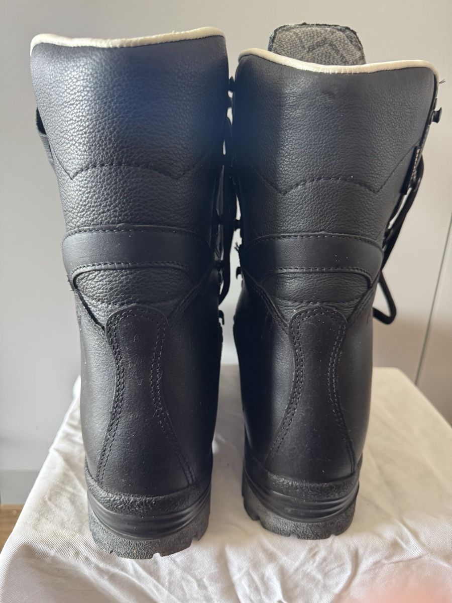 Meindl Herrenschuhe: Kampfstiefel Maindl – Gebraucht aus Hindelbank von lehhiba 1