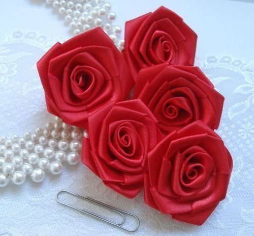 Negligees & Pigiami: 1 Big rose satin 5cm ROUGE – Nuovo e nell'imballaggio originale da St-Imier venduto da goodber 1