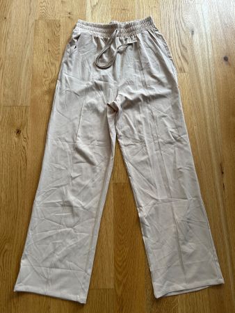 Trendige Sommerhose in altrosa, Grösse M - Top Zustand!