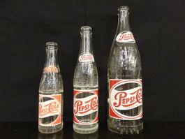kleine alte Flasche PEPSI 1961