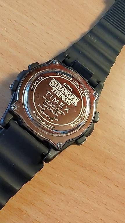 Timex Orologi: Timex Atlantis x Stranger Things  Limited Edition  OVP – Usato da Stans venduto da Fabdc 3