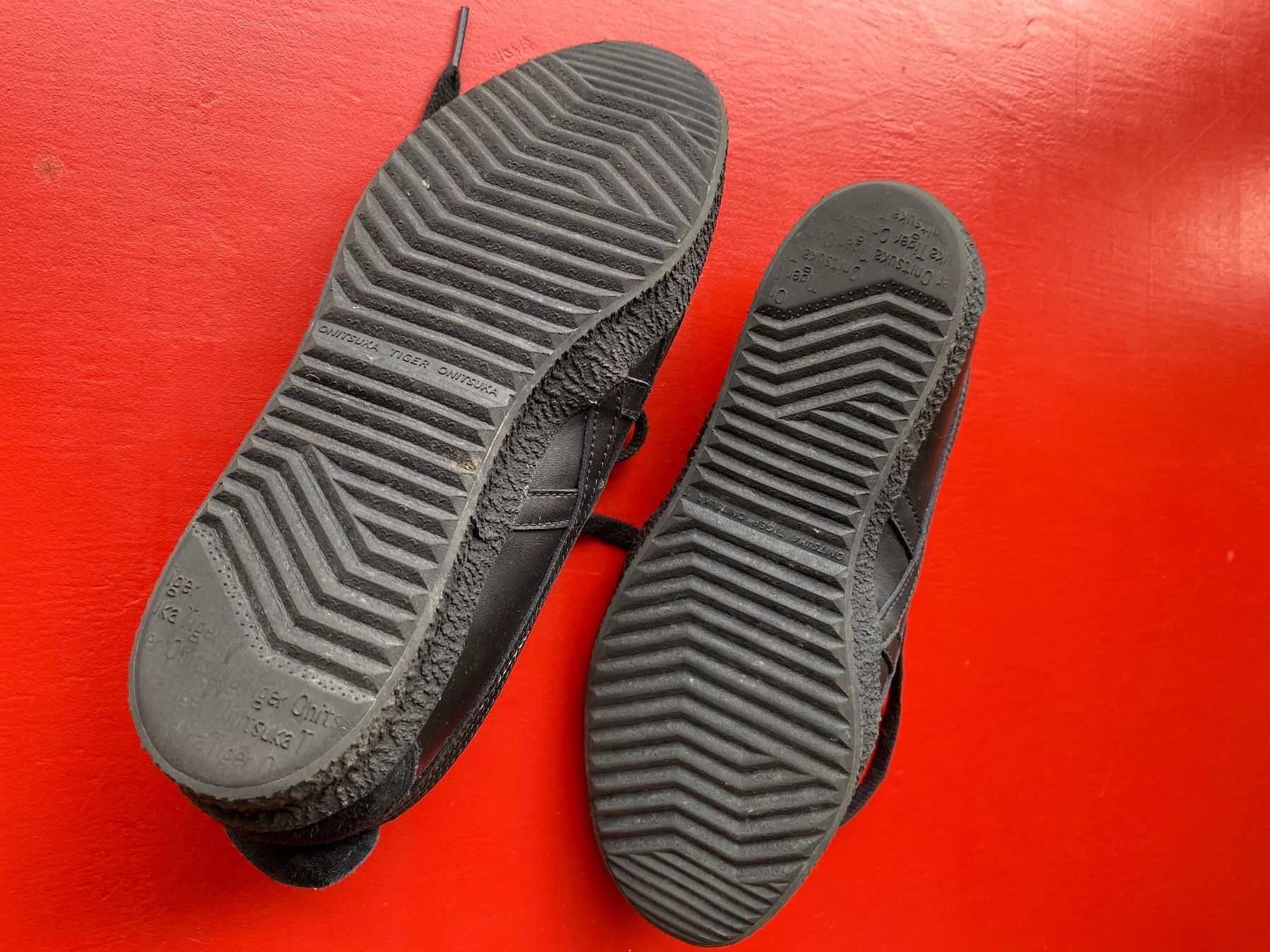 Onitsuka Chaussures hommes: Onitsuka Tiger Sneaker schwarz 39.5 – D'occasion à Küssnacht am Rigi par mir_hfn2 2
