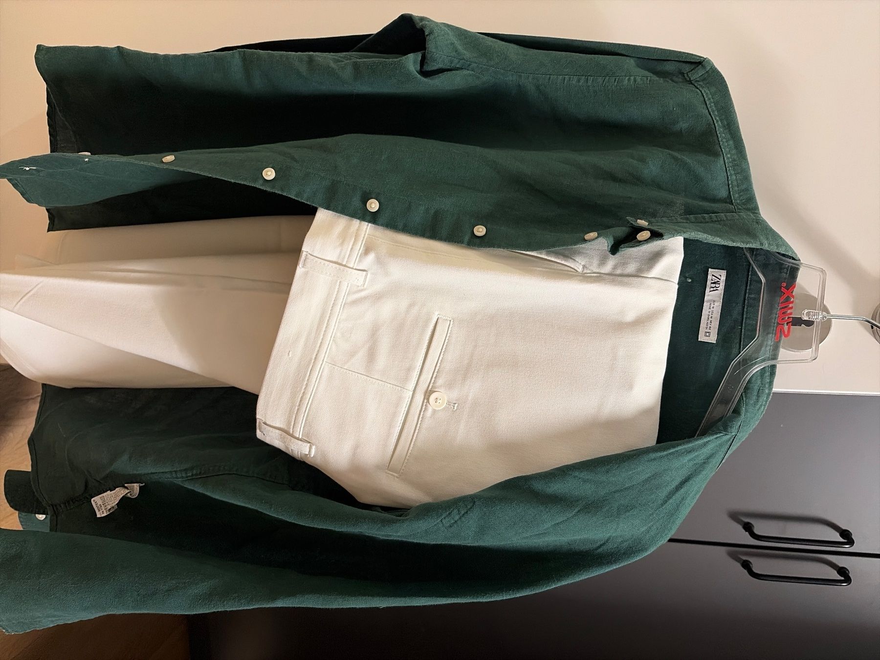 Zara Hosen: Set bestehend aus Zara Stoffhose und Zara Leinenhemd – Gebraucht aus Pontresina von dav_qr2s