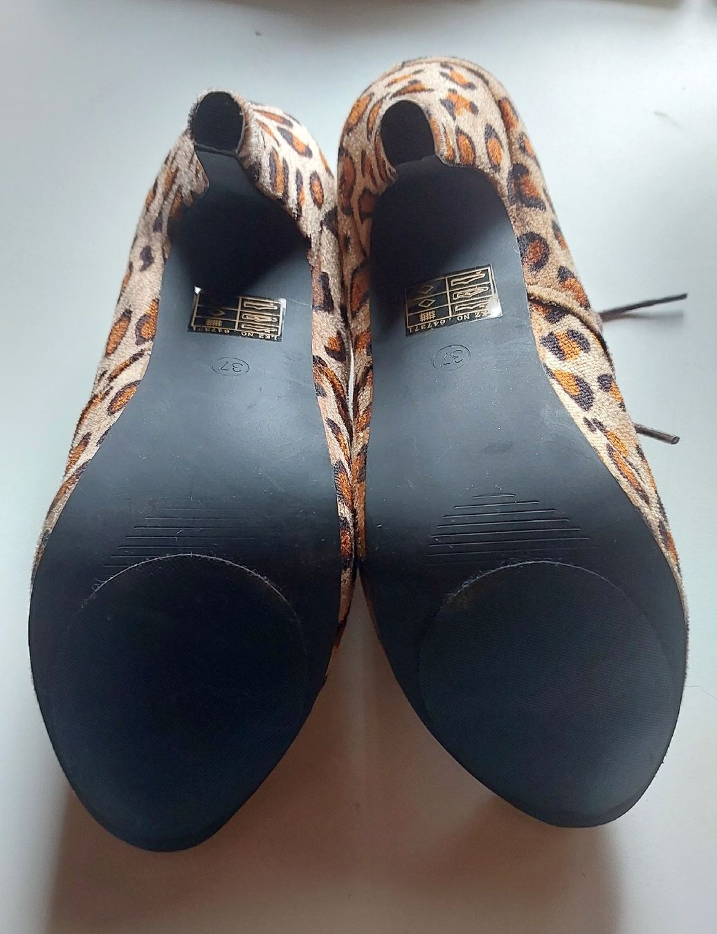Scarpe da donna: Leopard High Heels – Usato da Brunnen venduto da CHOUCHOU. 1