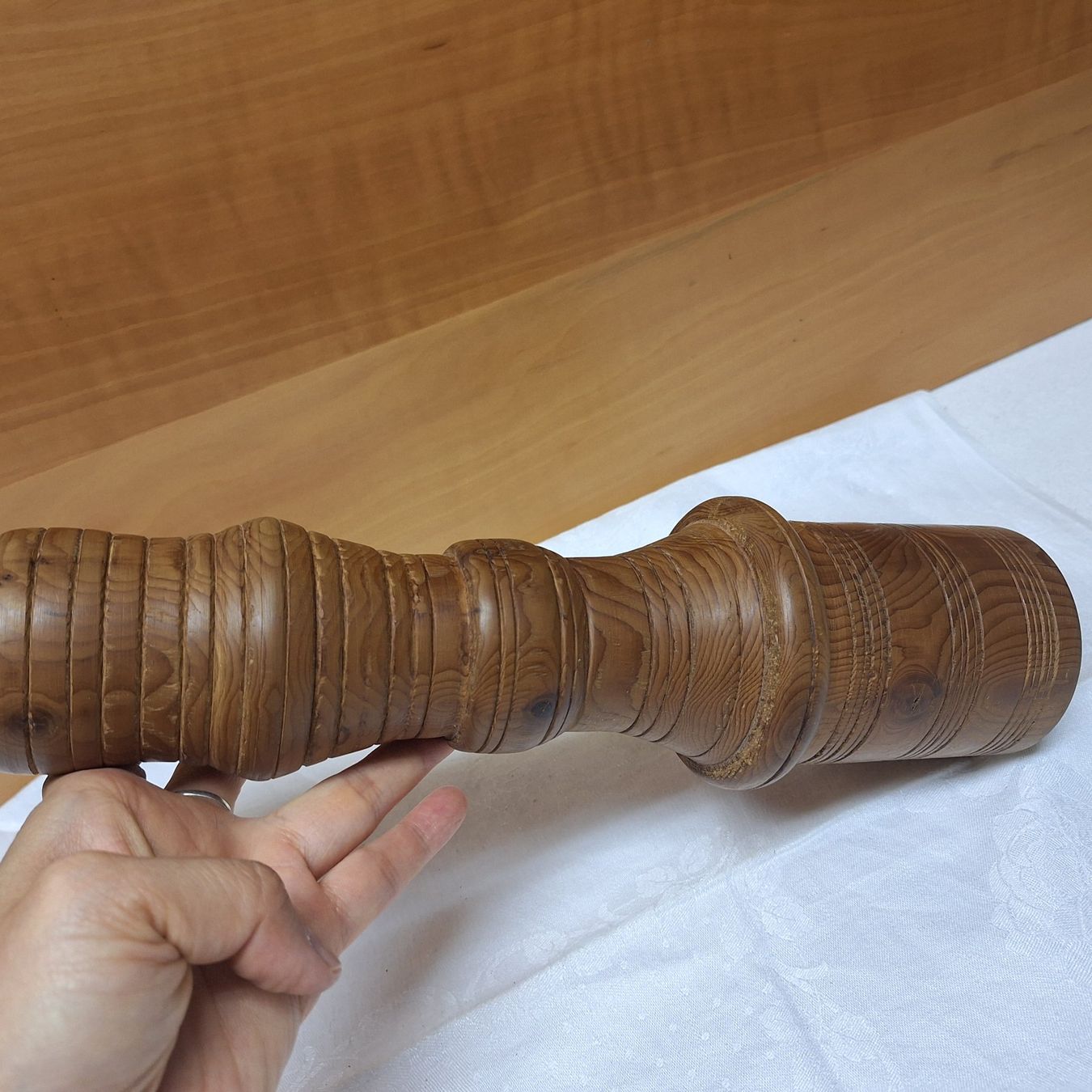 Tutte le decorazioni: Rustikale, sehr grosse Pfeffermühle, zu Dekozwecken – Usato da Winterthur venduto da Goldpipau 6