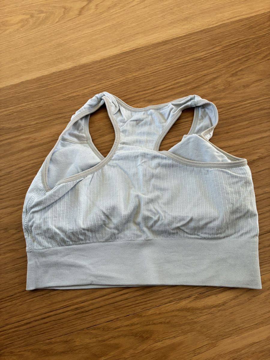 Primark Tops: SportBH – Gebraucht aus Bassersdorf von secondhand_clothing 1