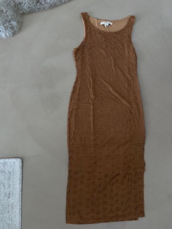 Adam Levine dress