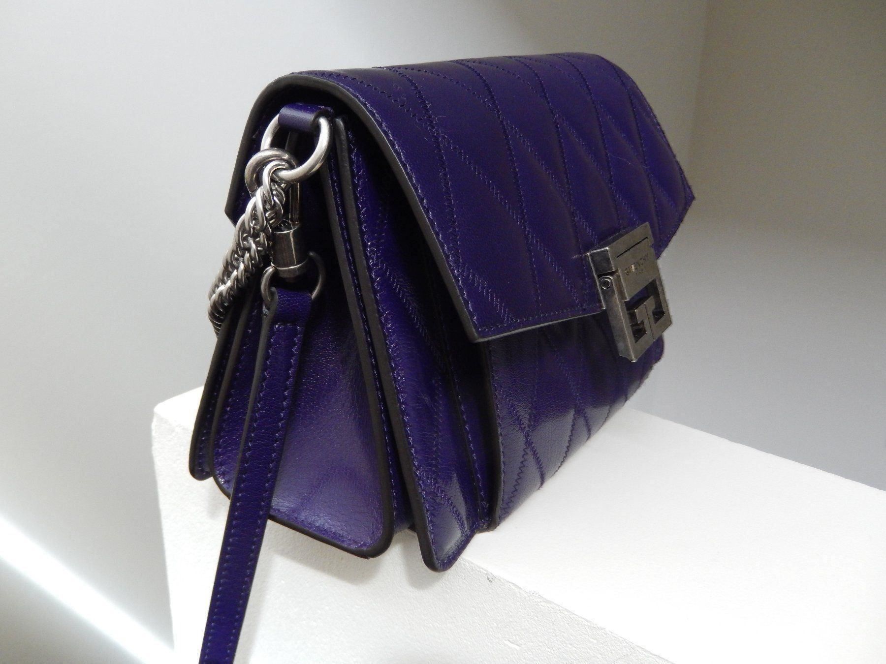 Givenchy Borse da donna: Orig. GIVENCHY GV3 Schulter Tasche – Nuovo (secondo la descrizione) da Tuggen venduto da vivira 7
