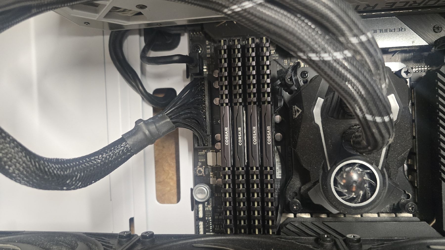 PC: Diverse PC Komponenten Asus Mainboard, RTX 3080, CPU, Ram – Difettoso da Niederglatt ZH venduto da phi_9x5z 3