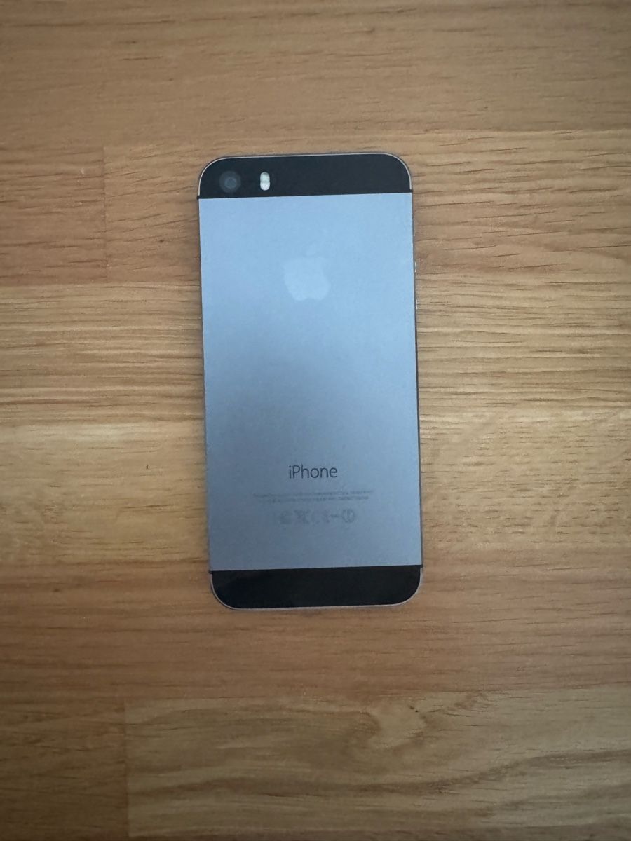 Apple Telefoni cellulari / Smartphones: iPhone 5 wie  Neue mit Leder etwie – Nuovo (secondo la descrizione) da Wabern venduto da moh_s5m8 4
