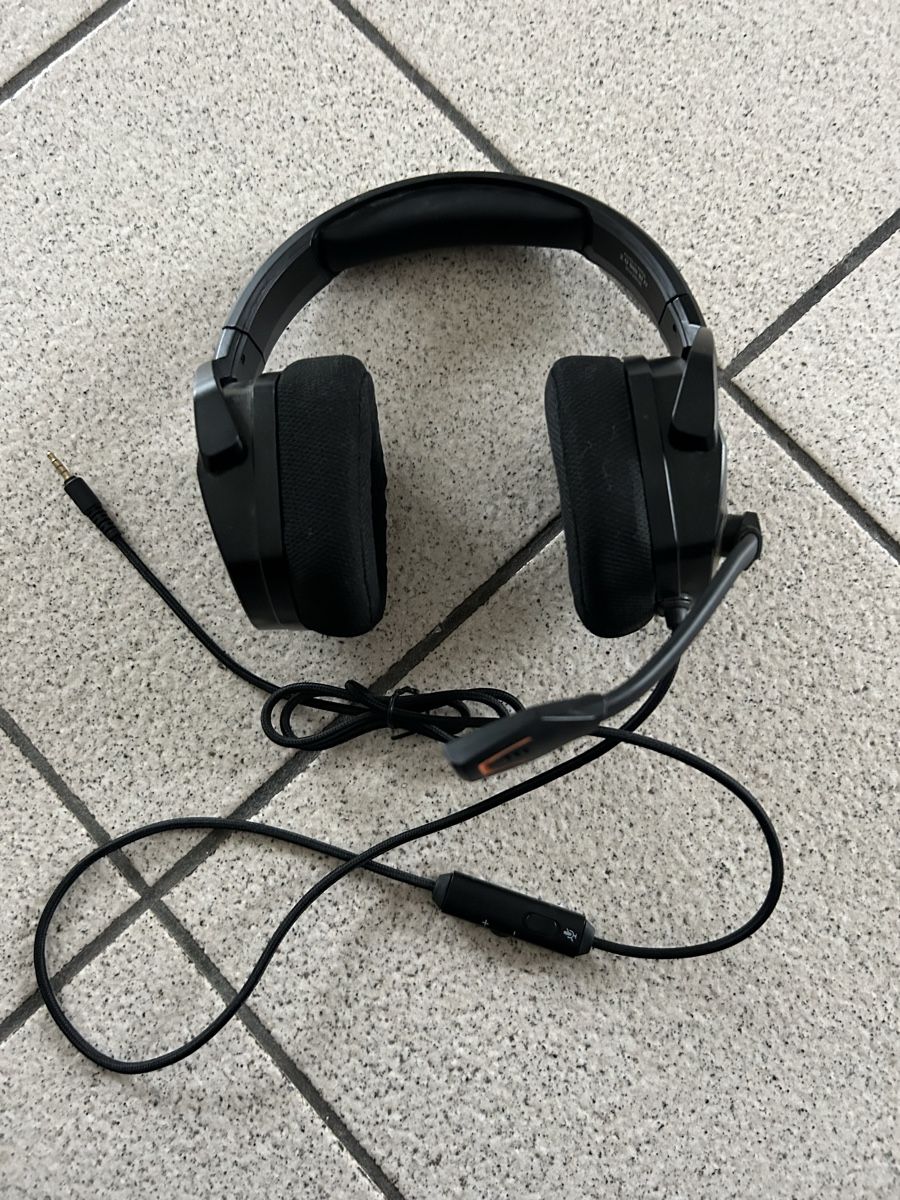 VR Brille: NUBWO Gaming Headset with Microphone – Gebraucht aus Genève von Noemie.wrmsi 1