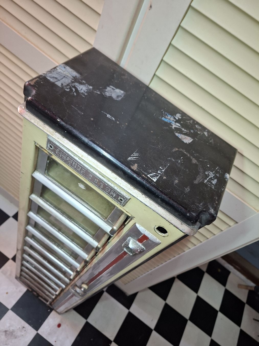 Sonstiges für die Gastronomie & Hotel: Antiker Klappenautomat  – Gebraucht aus Rothenburg von Nosta4 4