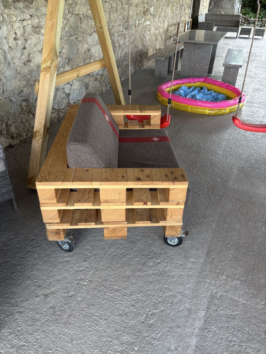 Sessel: Palettenlounge Sessel – Gebraucht aus Horgen von sivex 1