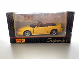 Ford Mustang GT '99 1-43 Maisto 334