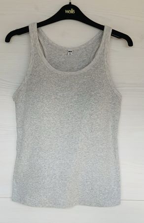 Uniqlo Sport Top Grau Gr. L - neu und ungetragen!