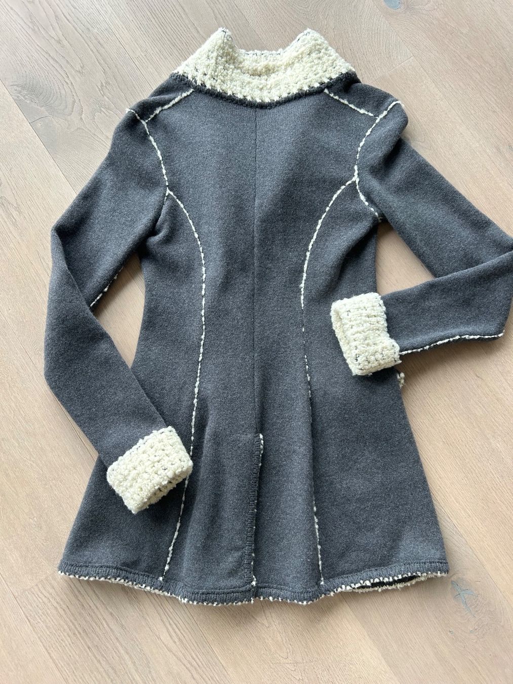 Giacche: ERMANNO SCERVINO Wollmantel /Jacke – Usato da Kilchberg ZH venduto da Anie. 2