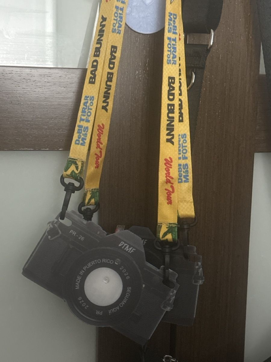 Fotocamera: Bad Bunny Konzert Kamera – Nuovo (secondo la descrizione) da Zug venduto da Paula.14 3