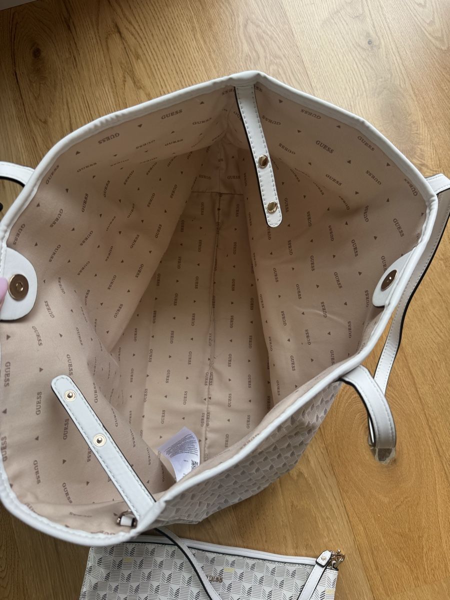 Guess Borse da donna: Guess Tasche / Shopper – Nuovo (secondo la descrizione) da Zollikofen venduto da alessia.sarah 1