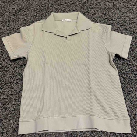 Zara T-Shirt mit Kragen beige Grösse S neuwertig